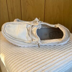 Hey Dude Men's Cream Loafers